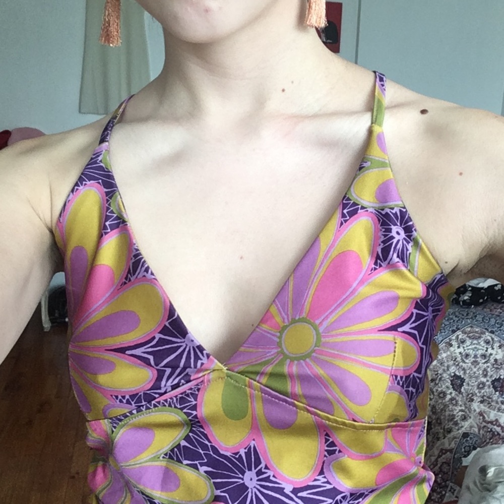 Cutesy Floral Cropped Top